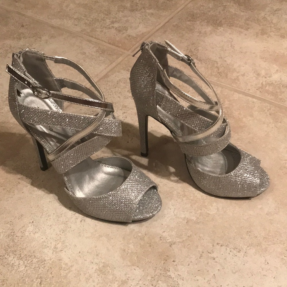 Dress heels